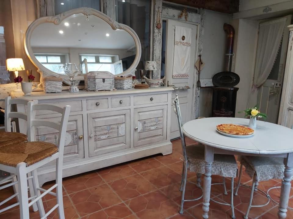 La Maison D'Hocquincourt Bléneau Buitenkant foto